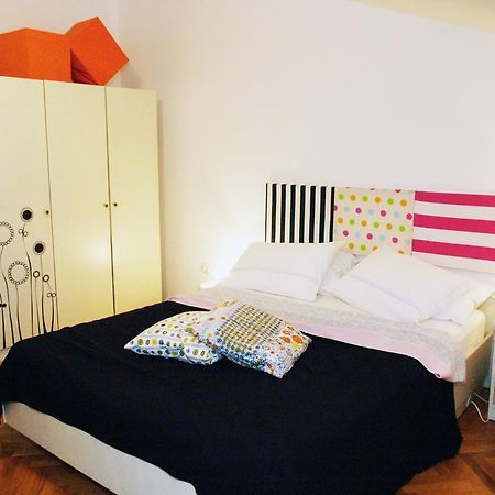 Family Friendly Apartments Pula Phòng bức ảnh
